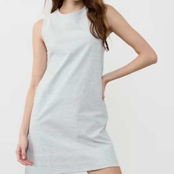 Banana Republic Dresses & Skirts - Banana Republic Sleeveless Dress NWT
